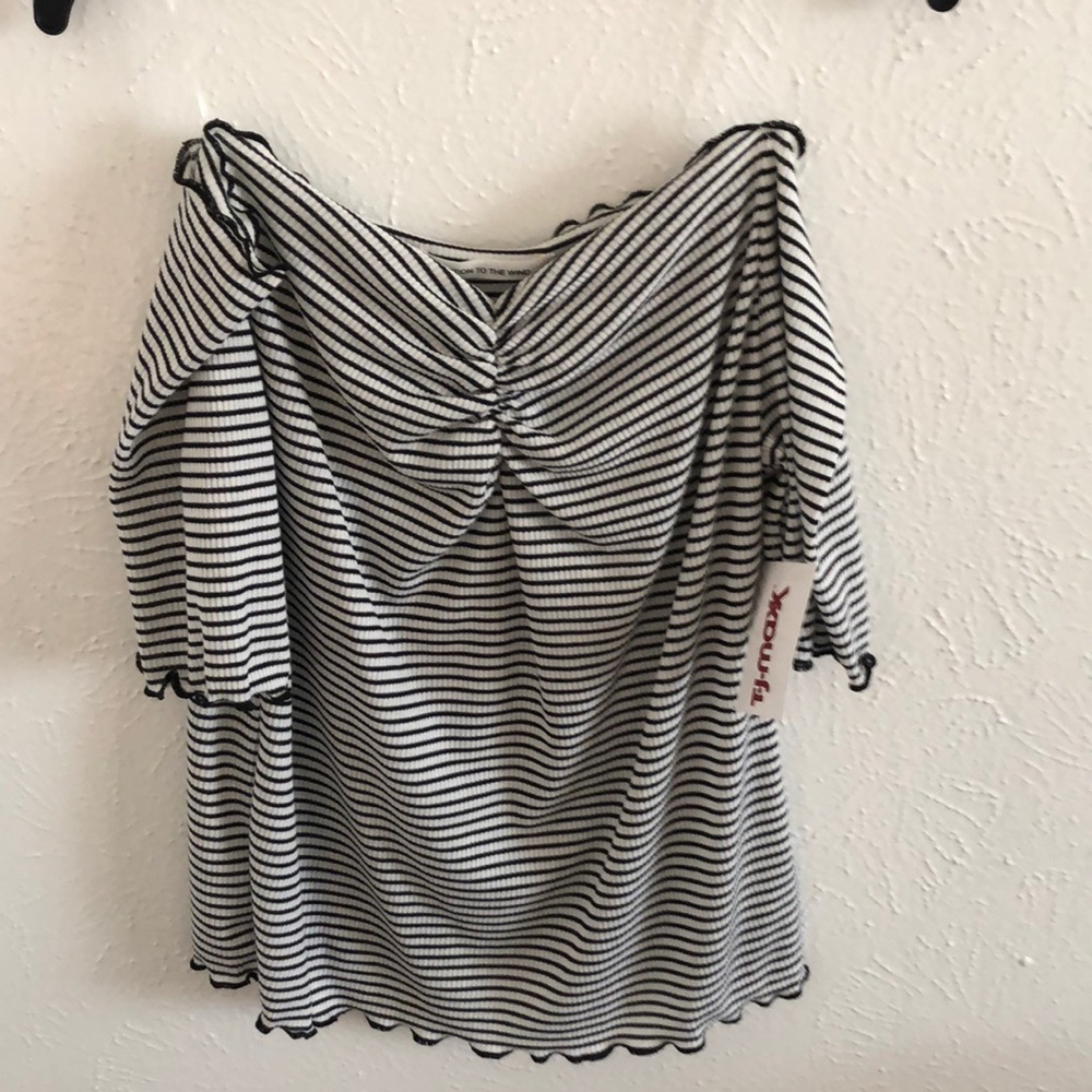Off the shoulder striped tee